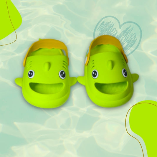 SHARK CLOGS (GREEN)