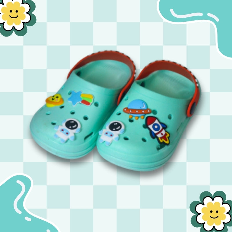 CLOGS (LIGHT BLUE)
